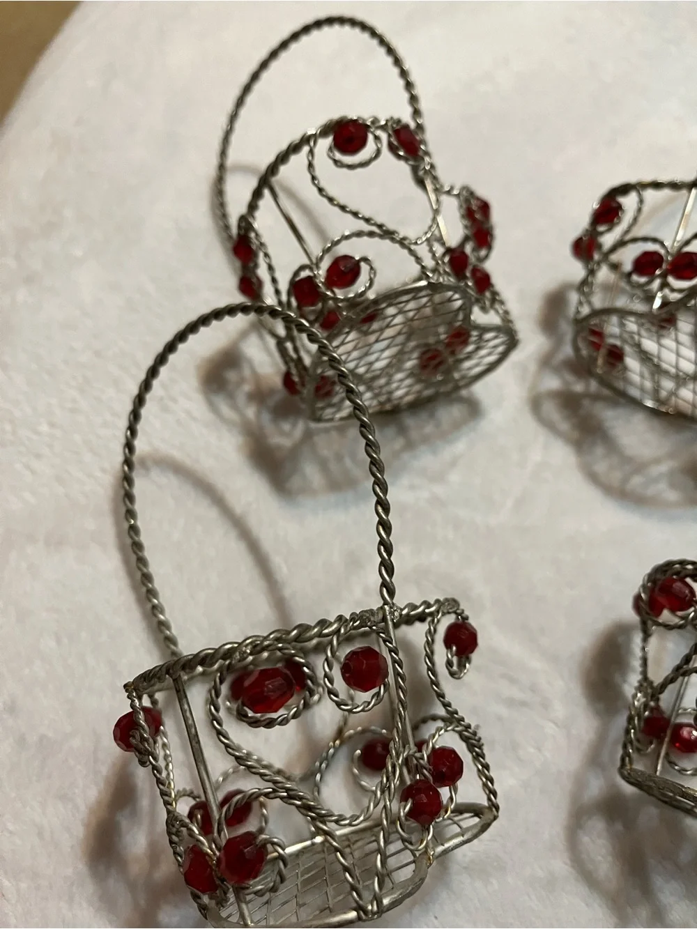Vintage mini 3” wire basket set with hearts